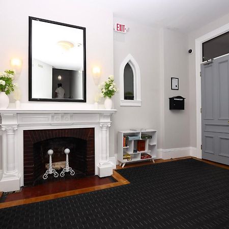 Stylish Newbury Street Studio, #4 Boston Exteriör bild